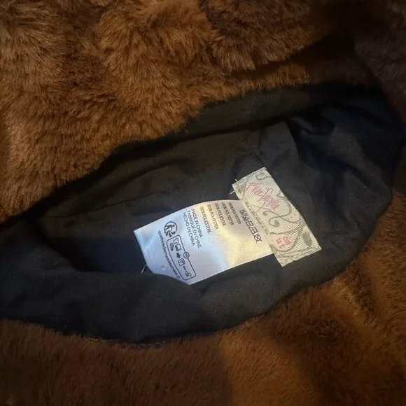 Free People Brown Faux Fur Hat - Picture 2 of 3